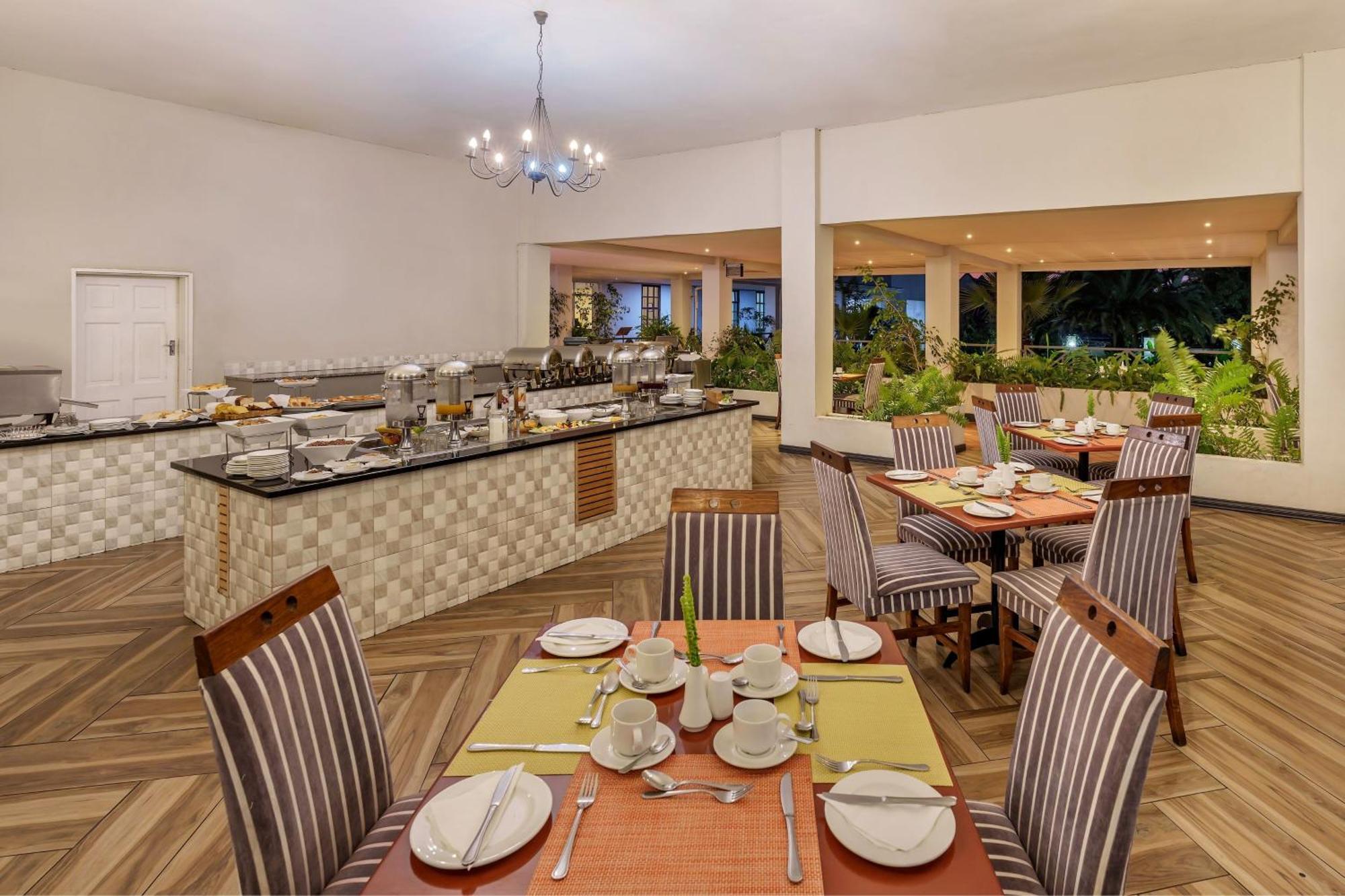 Protea Hotel By Marriott Chingola Ngoại thất bức ảnh