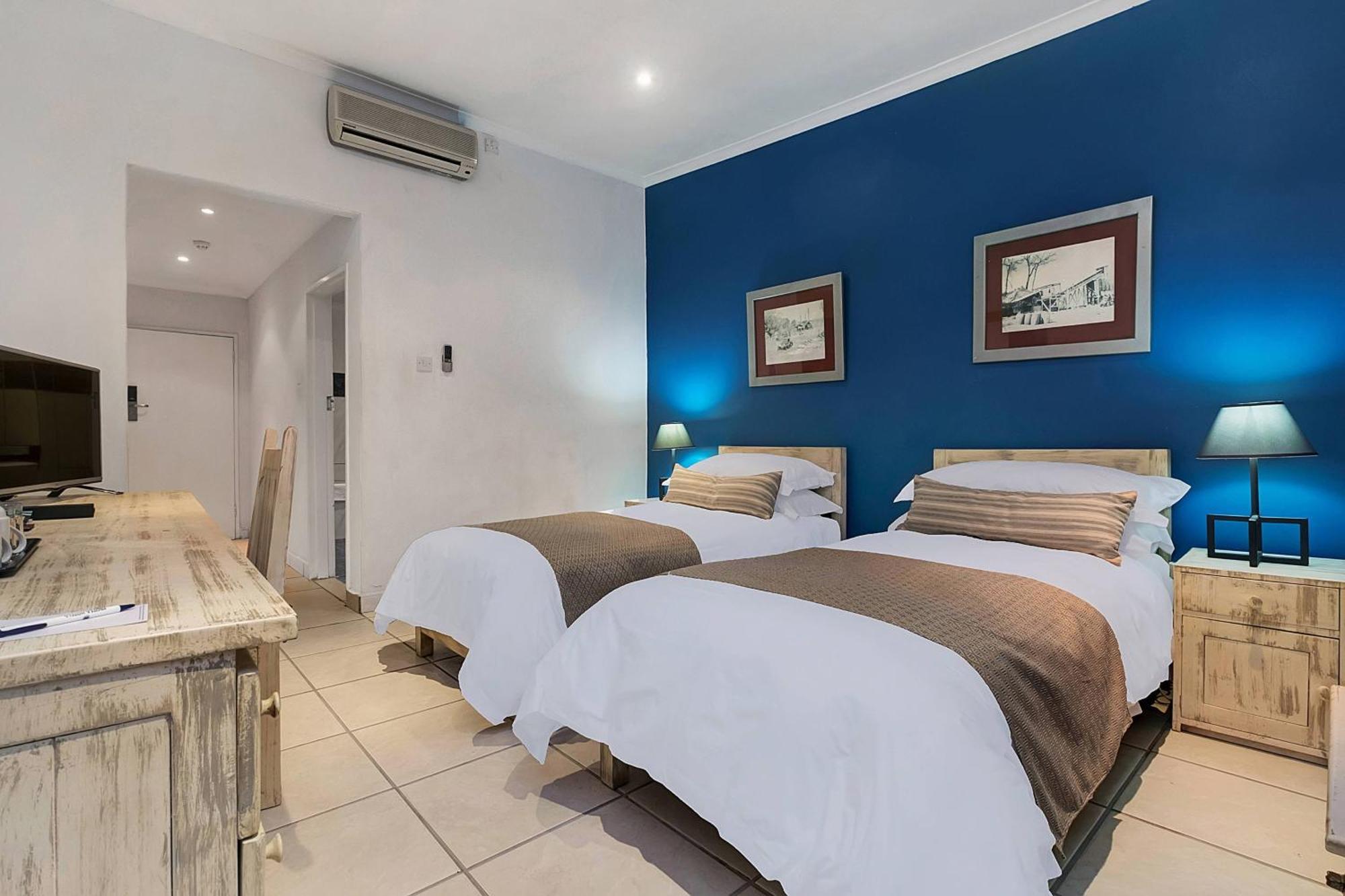 Protea Hotel By Marriott Chingola Ngoại thất bức ảnh